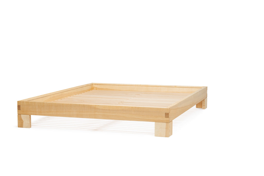 Vollholz Bett Esche